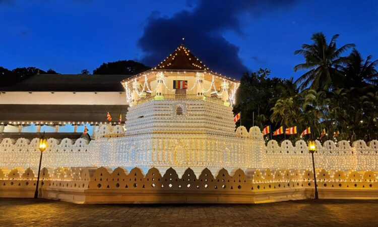 Kandy Tooth Relic Temple