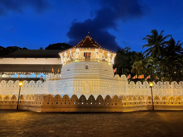 Kandy Tooth Relic Temple